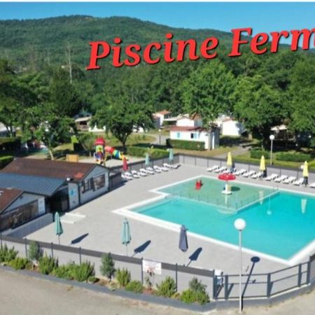 Chalet Pour 5 Personnes Equipe Sur Emplacement Privatif Dans Camping 4 Etoiles Appartenant Et Gere Par Un Particulier Hotel Foix Ngoại thất bức ảnh