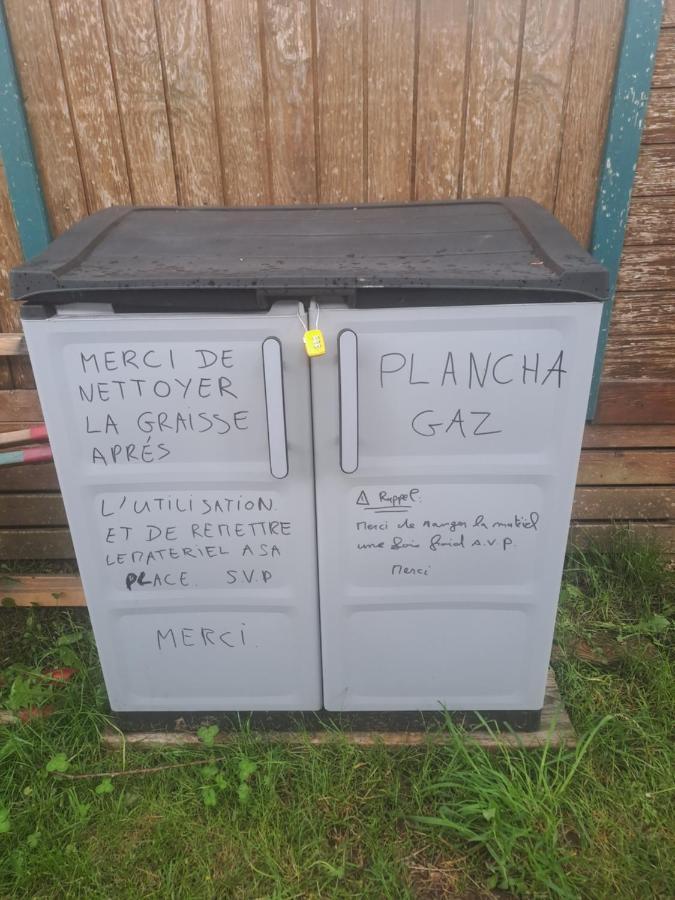 Chalet Pour 5 Personnes Equipe Sur Emplacement Privatif Dans Camping 4 Etoiles Appartenant Et Gere Par Un Particulier Hotel Foix Ngoại thất bức ảnh