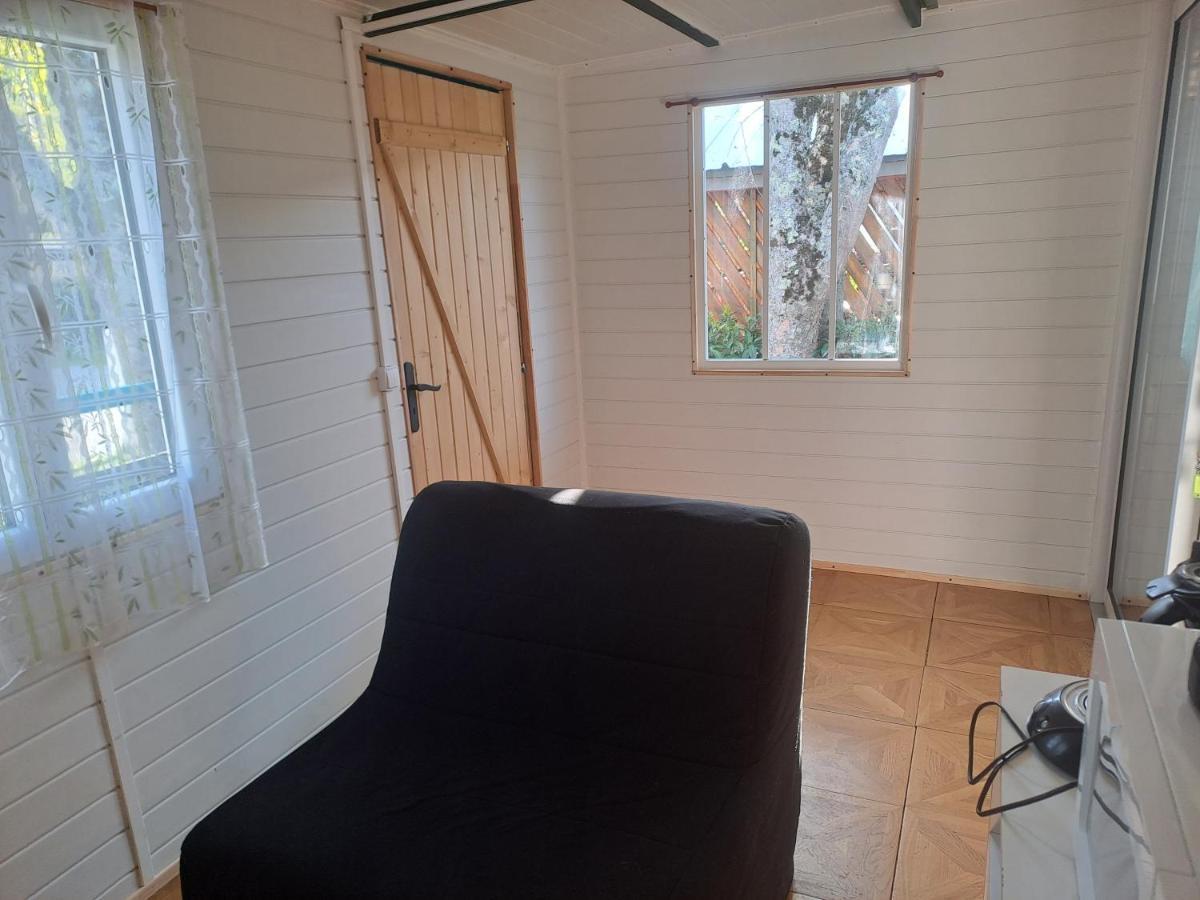 Chalet Pour 5 Personnes Equipe Sur Emplacement Privatif Dans Camping 4 Etoiles Appartenant Et Gere Par Un Particulier Hotel Foix Ngoại thất bức ảnh