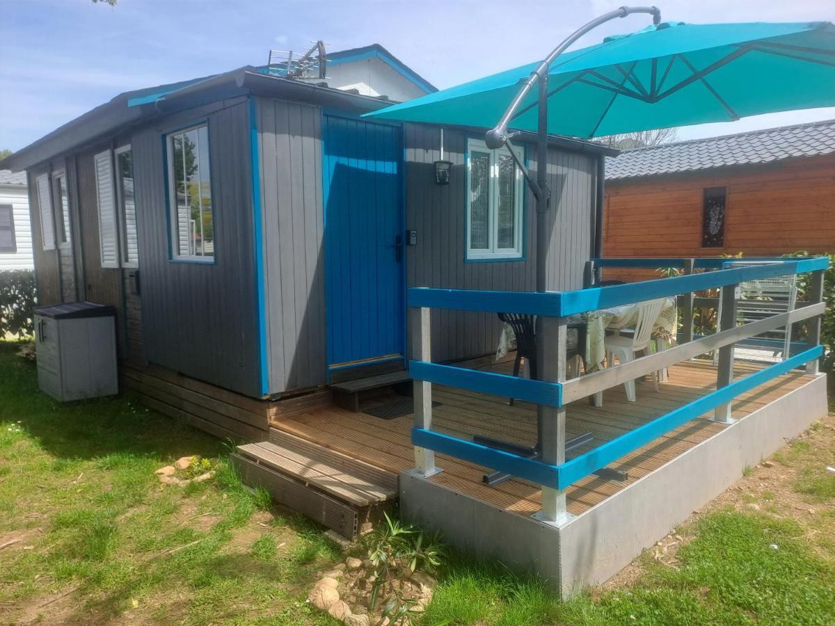 Chalet Pour 5 Personnes Equipe Sur Emplacement Privatif Dans Camping 4 Etoiles Appartenant Et Gere Par Un Particulier Hotel Foix Ngoại thất bức ảnh