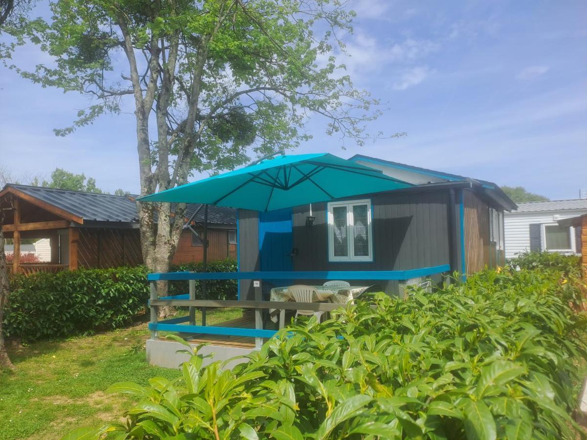 Chalet Pour 5 Personnes Equipe Sur Emplacement Privatif Dans Camping 4 Etoiles Appartenant Et Gere Par Un Particulier Hotel Foix Ngoại thất bức ảnh