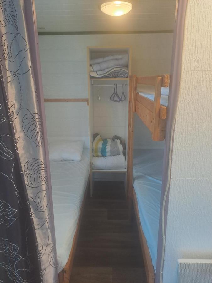 Chalet Pour 5 Personnes Equipe Sur Emplacement Privatif Dans Camping 4 Etoiles Appartenant Et Gere Par Un Particulier Hotel Foix Ngoại thất bức ảnh